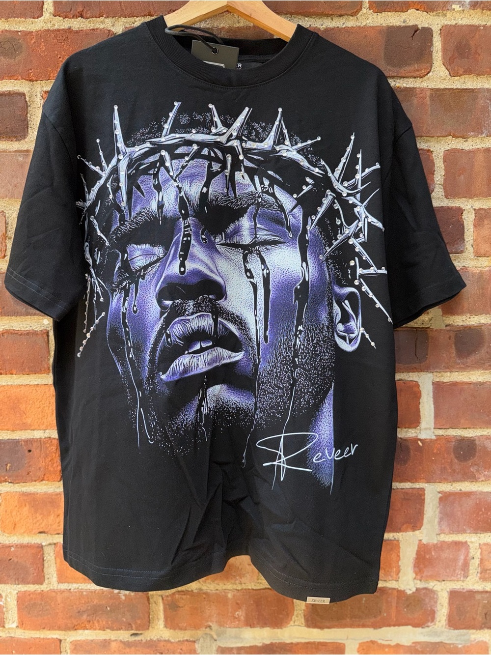 Reveer path to paradise crown of thorns rhinestone tee size medium fits a large